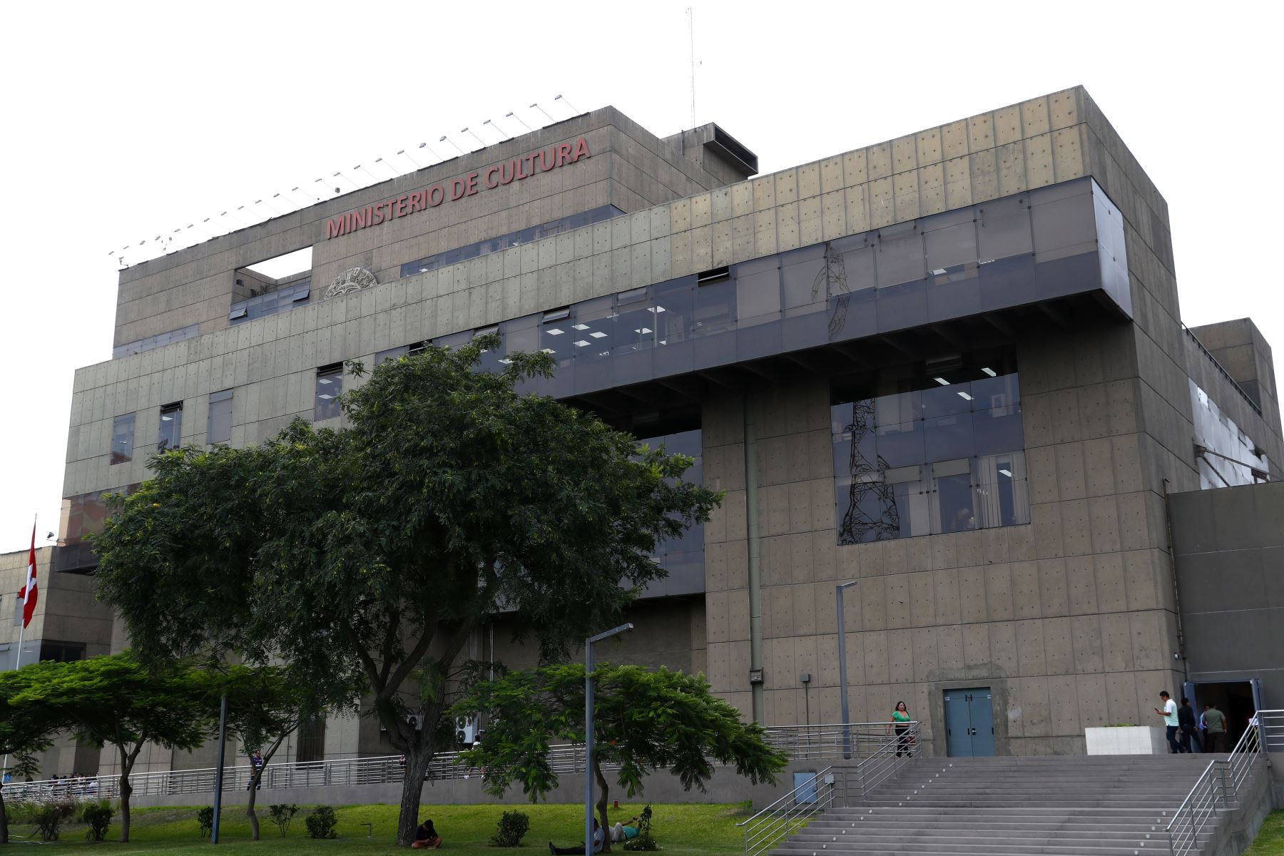 Mincul se pronuncia tras informe de Contraloría sobre contrato con Joinnus 