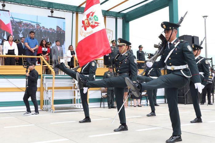 Exigen que suboficiales de la PNP egresados de Escuela de Alto Moche se queden en Trujillo