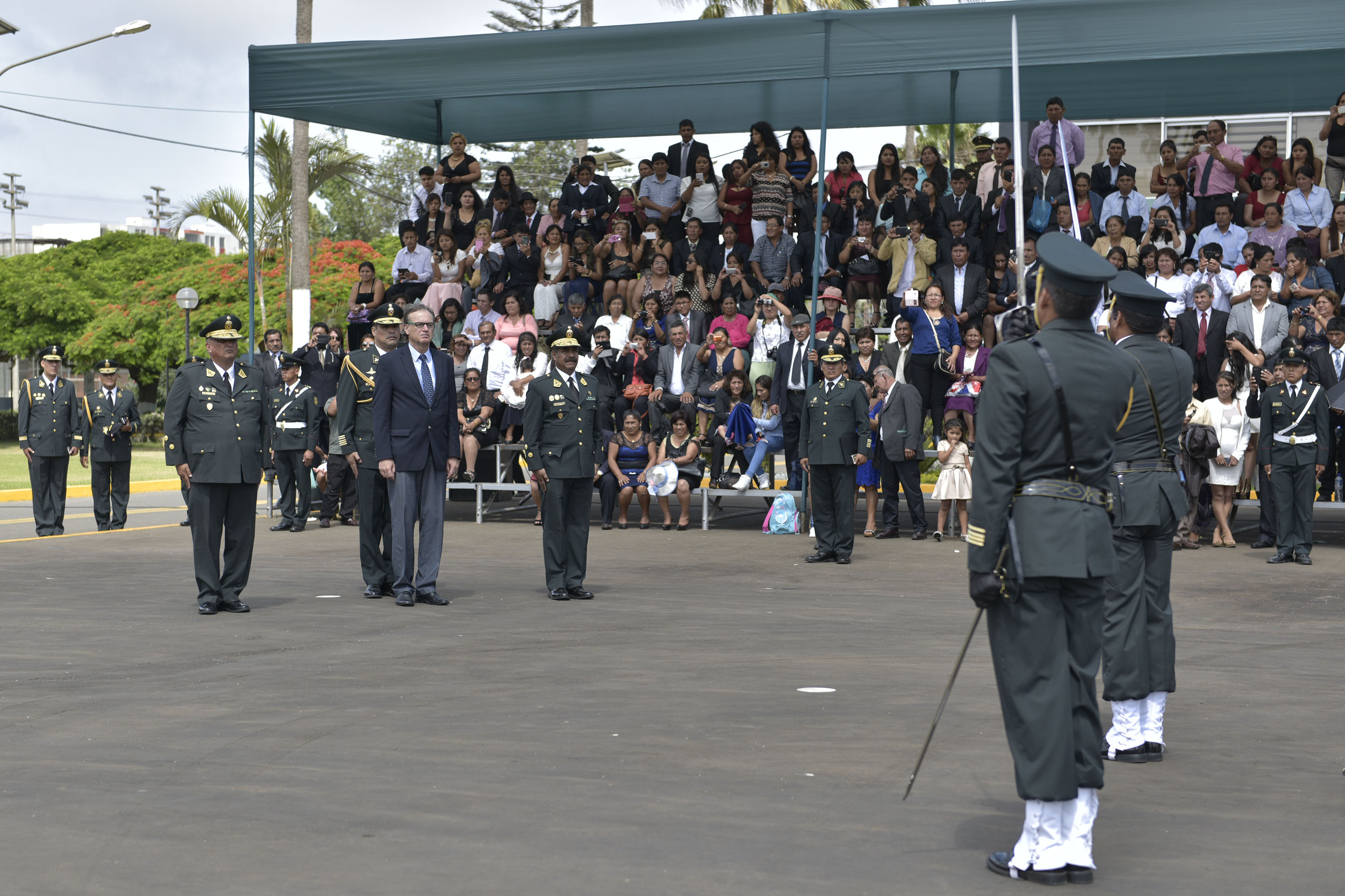 Dieciocho oficiales de la región La Libertad ascendieron de grado