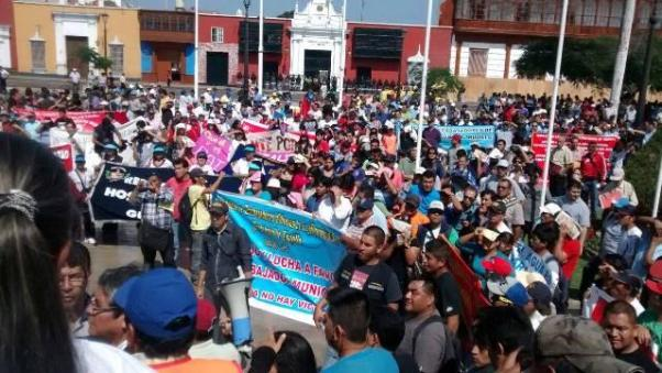 Anuncian movilización de CGTP como antesala a mensaje presidencial 