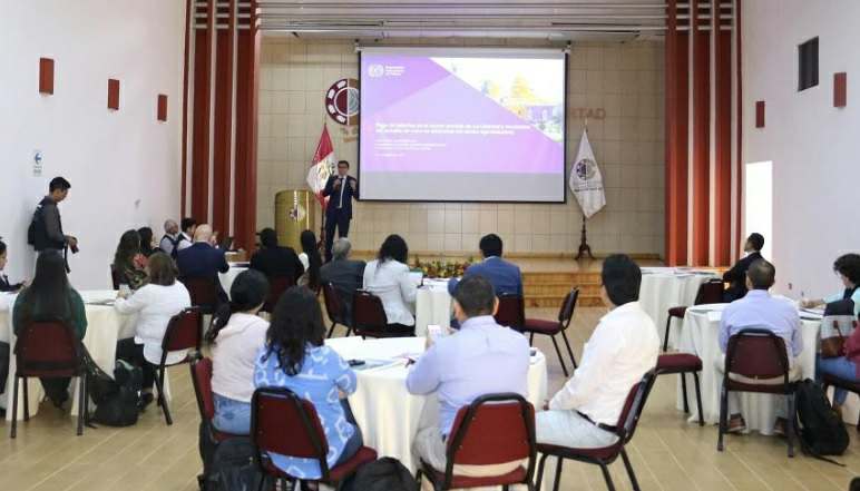 Abordan implementación de salarios digitales para el trabajo decente en el Perú