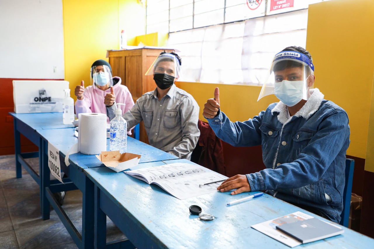 Miembros de mesa deben registrarse para recibir compensación económica