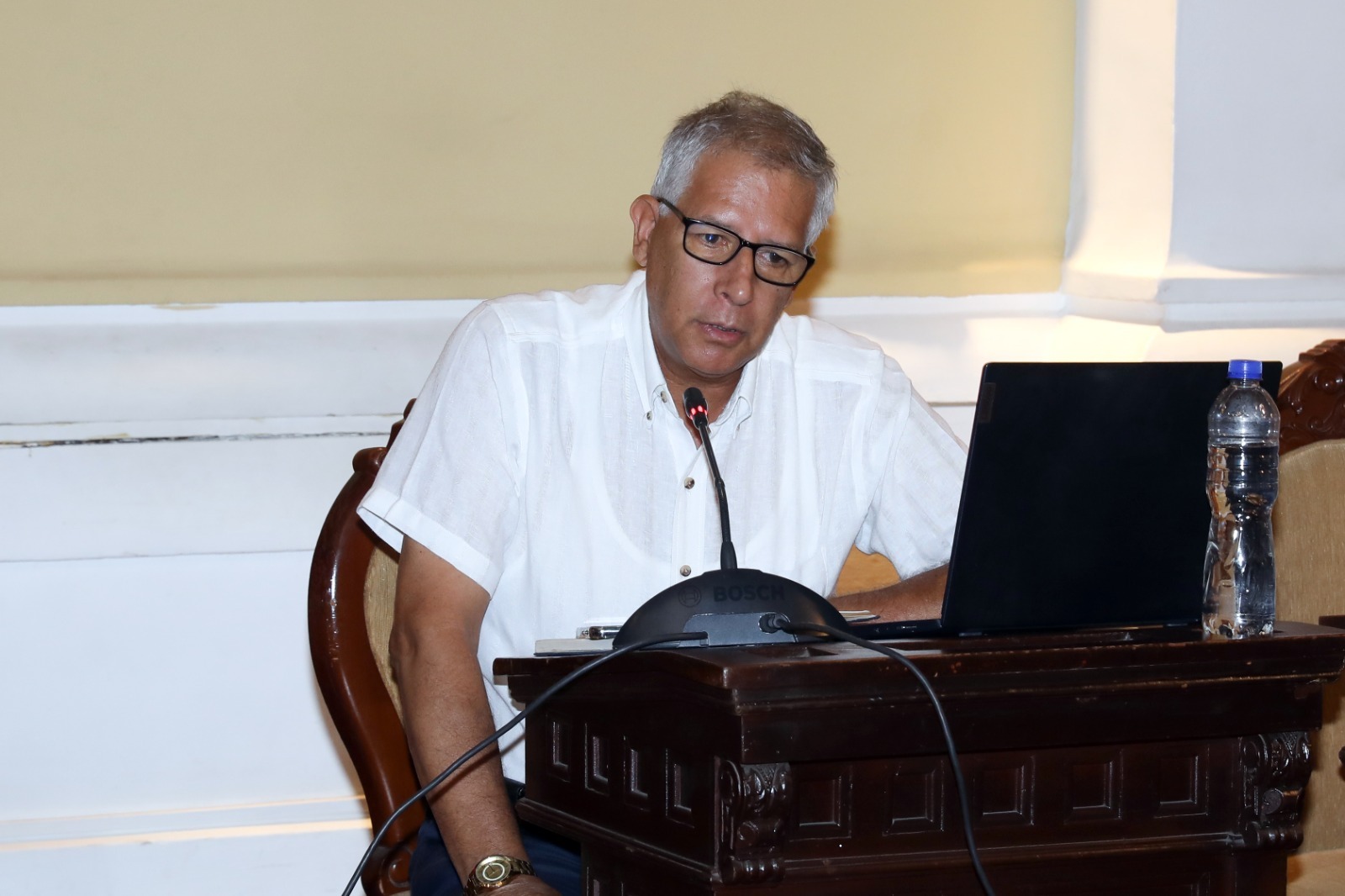 Gonzáles Rosell: "Está en manos del JNE resolver el pedido de vacancia de Arturo Fernández"