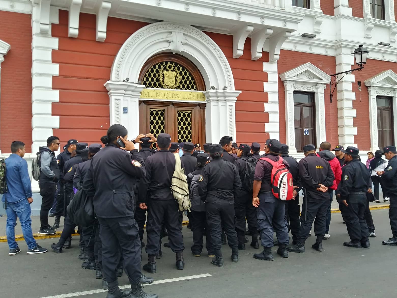 Trujillo: agentes de Comercio Informal reclaman mejoras laborales a raíz de asesinato de su compañero