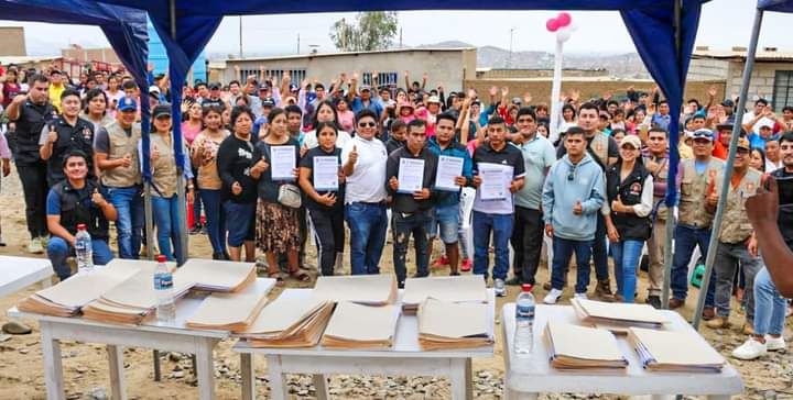 El Porvenir: entregan más mil certificados de posesión en sector Bello Horizonte