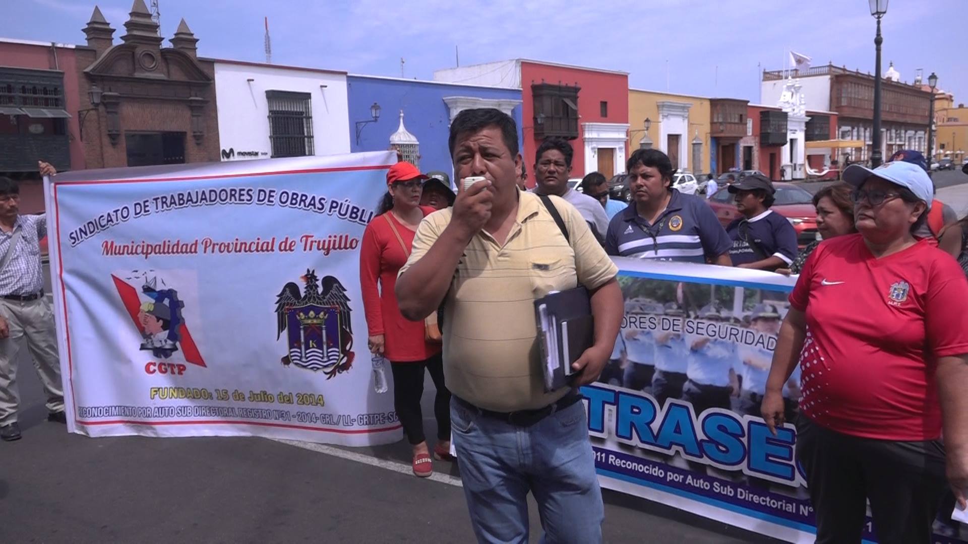 Más de 1500 trabajadores de la municipalidad de Trujillo podrían ir a huelga la próxima semana