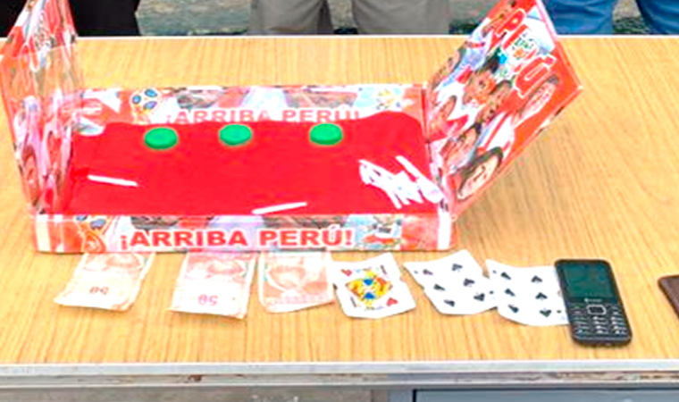 Trujillo: detienen a sujetos estafando afuera de mercado ex Mayorista