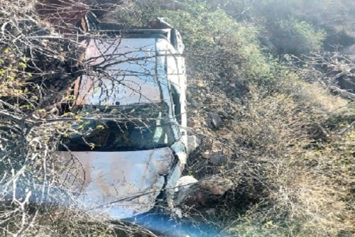 Un muerto y un herido deja caída de camioneta a un abismo en Huamachuco