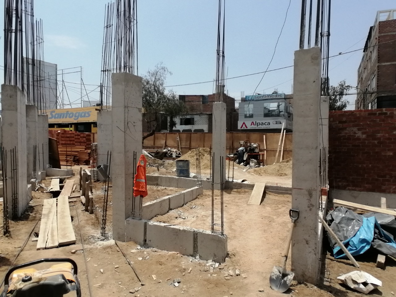 Avances en obra de reconstrucción de comisaría La Noria lleva solo un 25 %