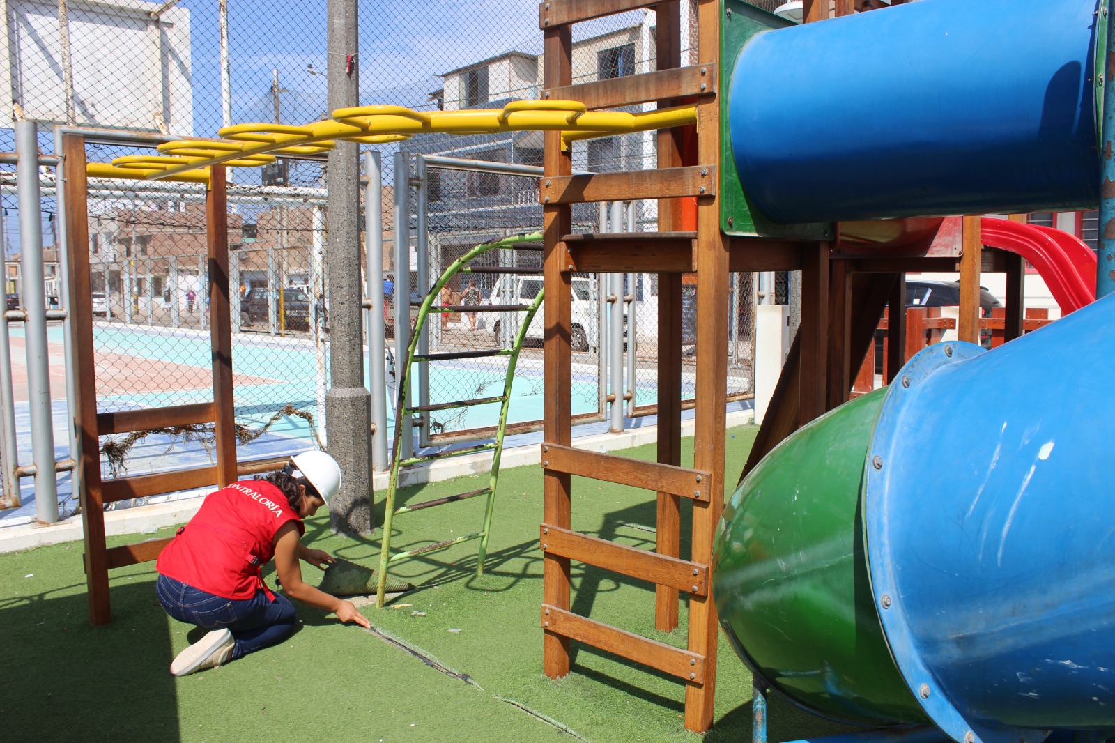 Contraloría evidencia deterioro prematuro en obra de municipio distrital  de Víctor Larco Herrera