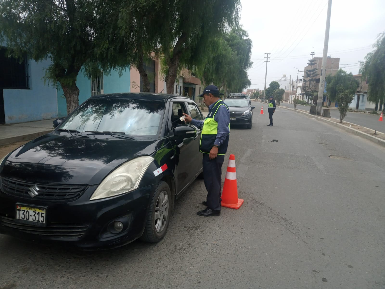 Entre 40 a 50 vehículos son intervenidos a diario en los operativos de tránsito