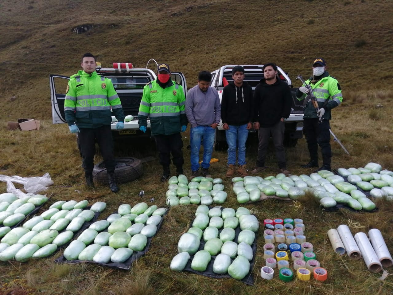 La Libertad: sujetos pretendían sacar 124 kilos de marihuana haciéndose pasar por ingenieros y camuflándolas en camionetas