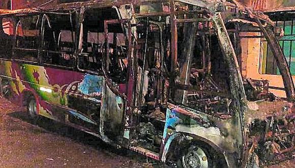Cartavio: Delincuentes balean y queman un bus interprovincial 