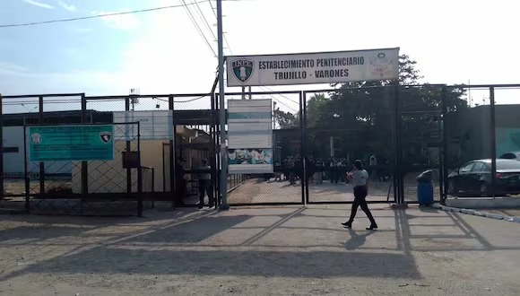 Hombre acusado de robar una motocicleta es recluido en el penal El Milagro