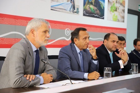 Adex y Mincetur trabajarán por la recuperación de las exportaciones