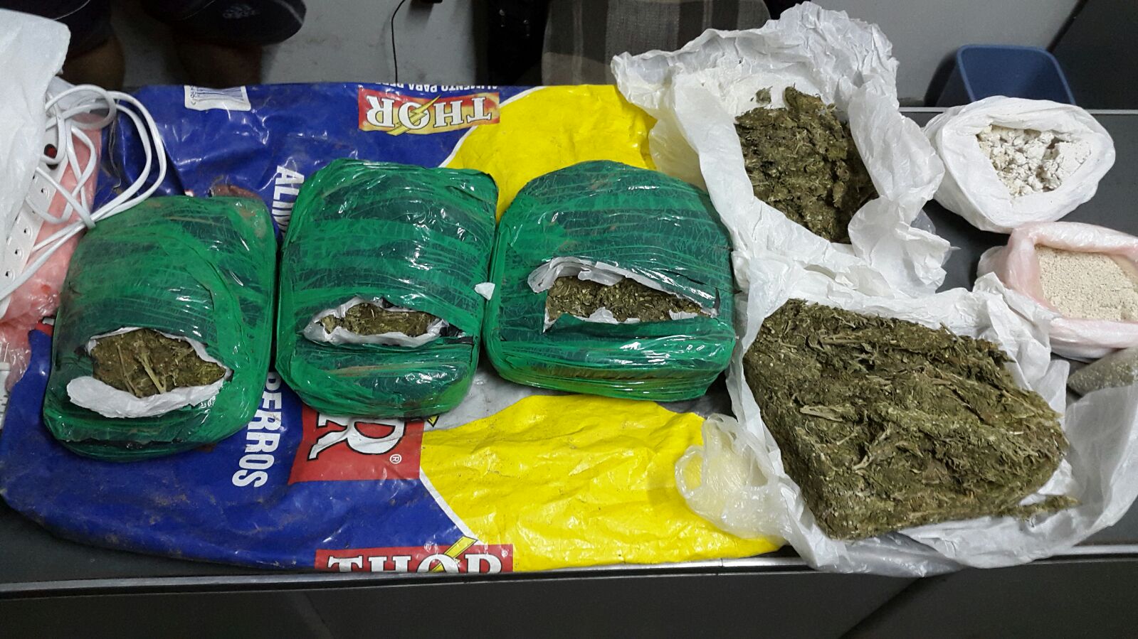 La Esperanza: caen microcomercializadores de droga, entre ellos un adolescente