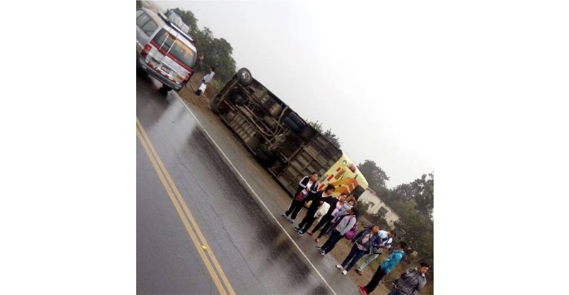 Huamachuco: 30 escolares que iban a desfilar en Trujillo resultaron heridas en accidente de tránsito