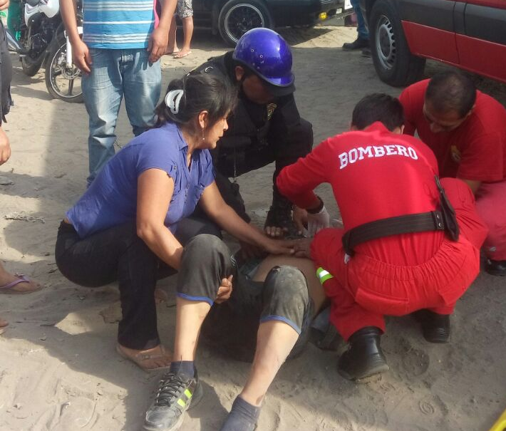 Adolescente es arrollado por camioneta mientras cruzaba la pista en Moche 