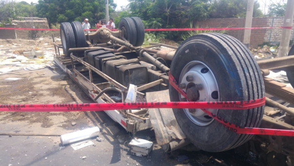 Trujillo: trágico accidente de tránsito en desvío a Salaverry deja varios muertos (Avance)