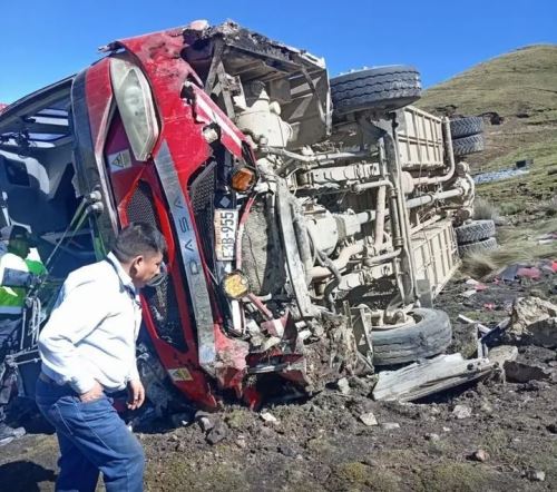 La Libertad: volcadura de ómnibus de pasajeros deja 14 heridos en Quiruvilca