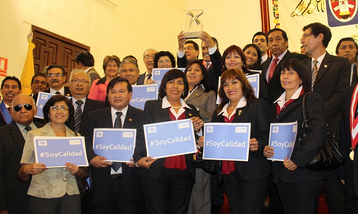 Ya son cinco carreras de la UNT acreditadas por Sineace  