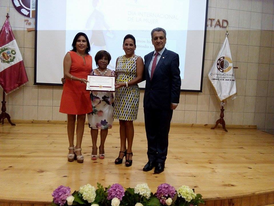 Cámara de Comercio de La Libertad condecoró a mujeres exitosas y emprendedoras