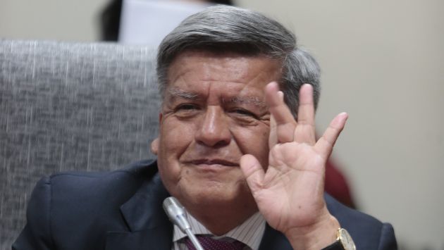 César Acuña evalúa su regreso a la alcaldía provincial de Trujillo