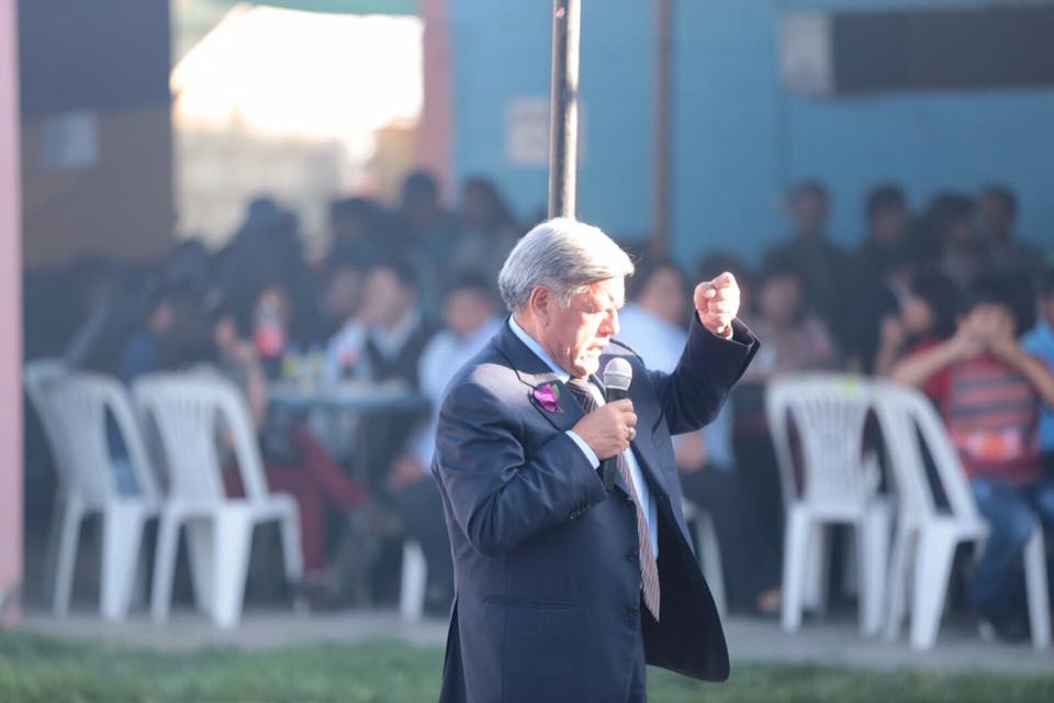 César Acuña pide que militares patrullen las calles