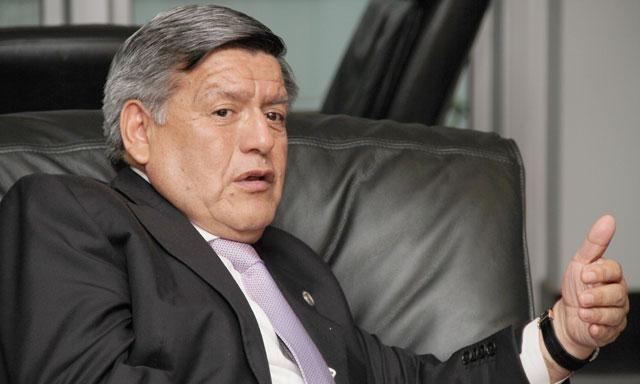 Acuña pide que regiones administren dinero para prevenir El Niño 