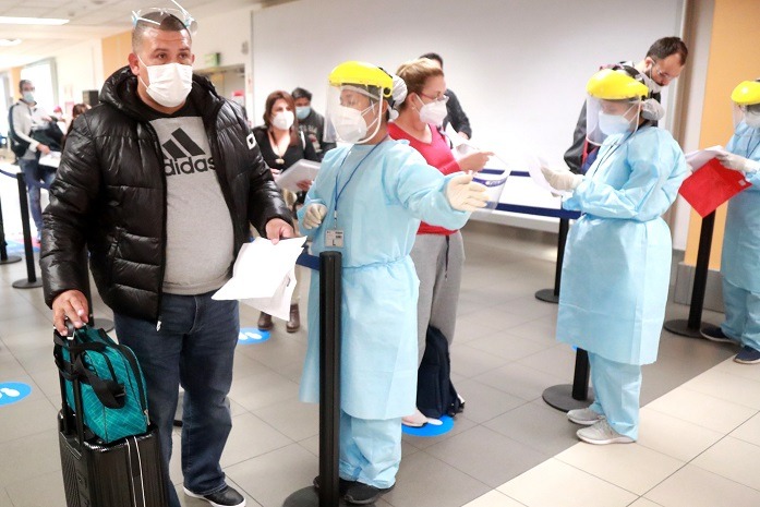 Prorrogan suspensión de vuelos procedentes de Europa y Brasil