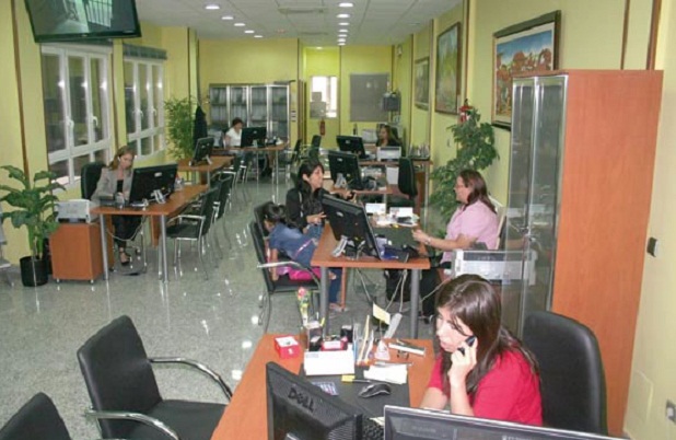 Más del 50% de agencias que operan en Perú son informales  