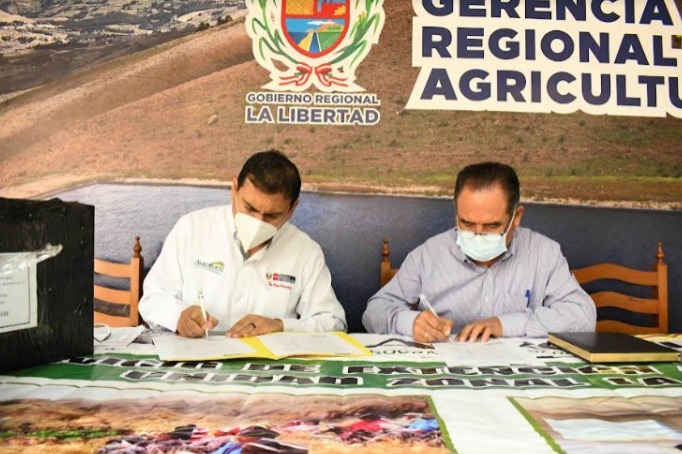 La Libertad: otorgan equipos tecnológicos para fortalecimiento de agencias agrarias