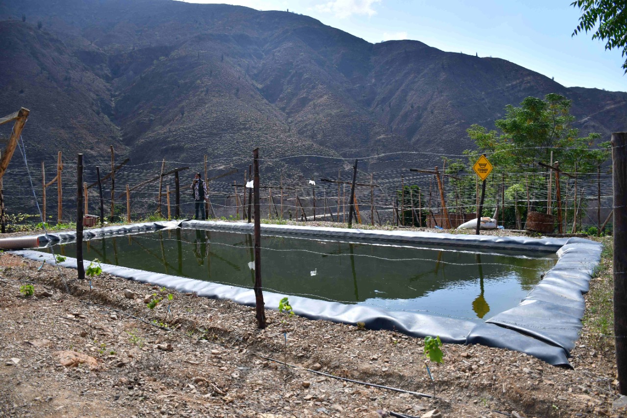 Instalan reservorios en Gran Chimú para garantizar abastecimiento de agua para cultivos durante todo el año 