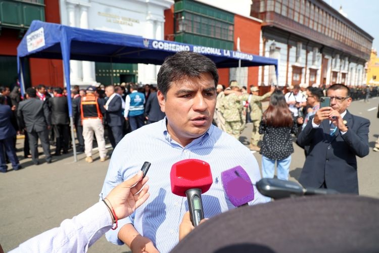 Alcalde Mario Reyna, aclara a presidente Jerí que son 300 policías menos para patrullaje en Trujillo
