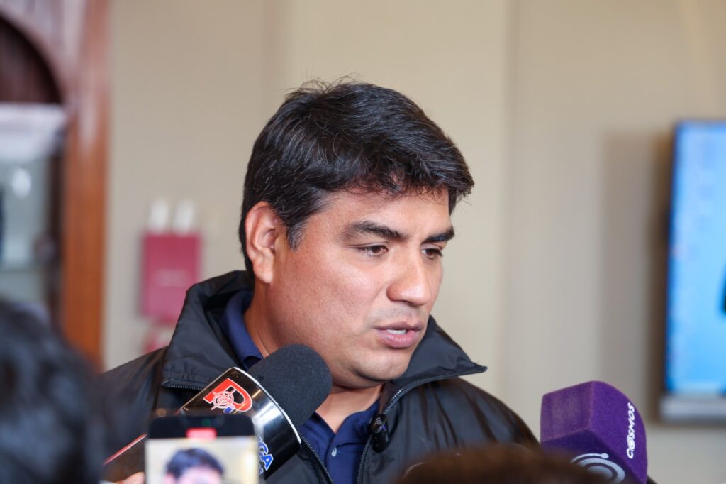 Alcalde Reyna: “Boluarte le dio algo de estabilidad económica al país, pero fracasó en seguridad”