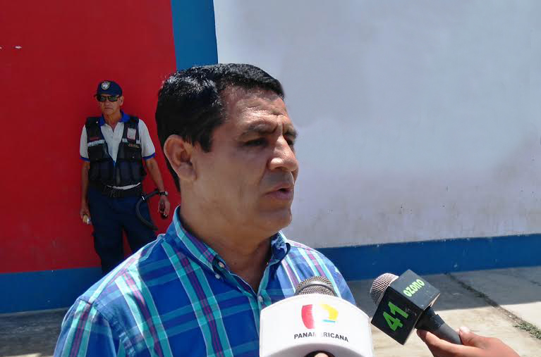 Alcalde de Víctor Larco gestiona mantenimiento de pistas afectadas por huaicos