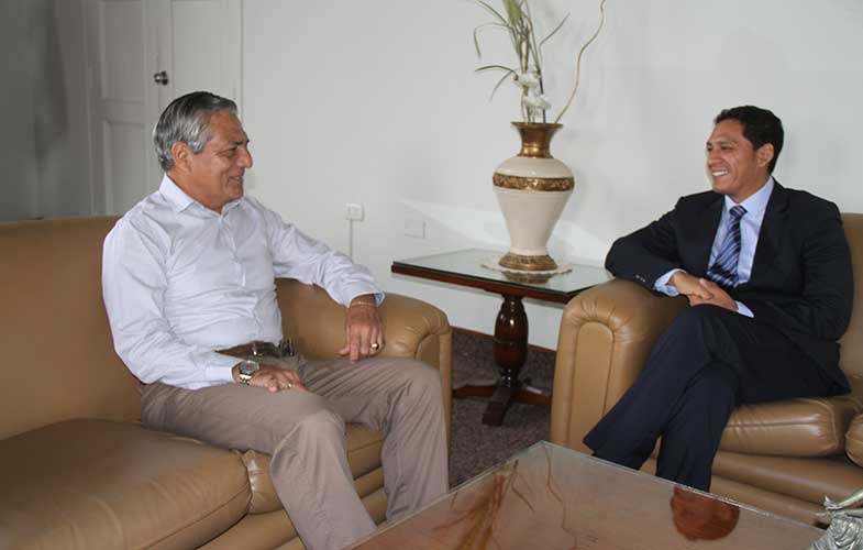 Luis Valdez y Elidio Espinoza  hablaron sobre proyectos para Trujillo