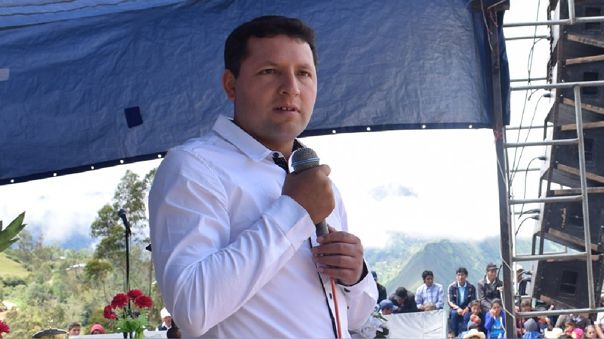 “Alcalde de Anguía habría ofrecido S/50 mil para regularizar firma falsificada en licitación de obra” 