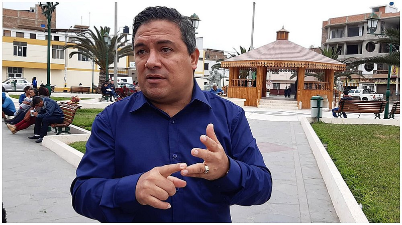 Alcalde de Moche: "Que usen el dinero de los abogados en pagar el agua del centro de abastos"