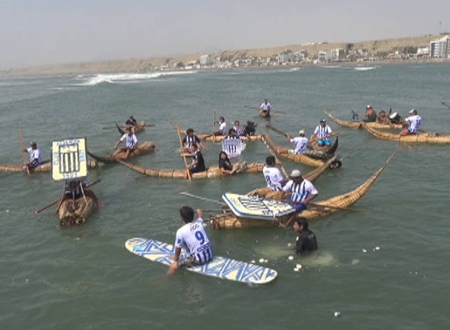 Hinchas blanquiazules rinden homenaje a jugadores que murieron en accidente aéreo