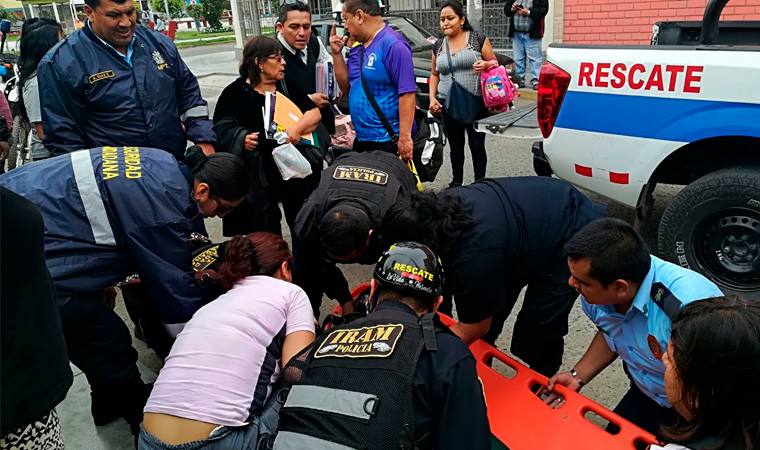 Trujillo: escolar se desmaya cuando escapaba de compañeras que querían lanzarle huevos por su cumpleaños