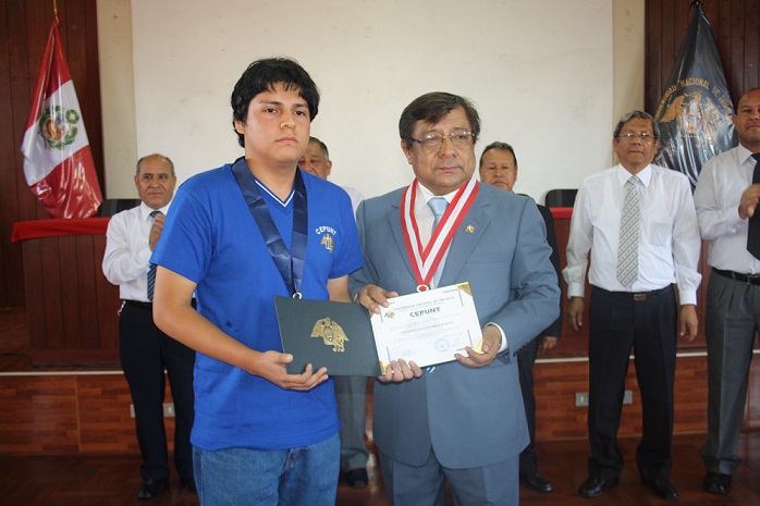  Cepunt distinguió a los primeros puestos del Ciclo de Ingreso Directo