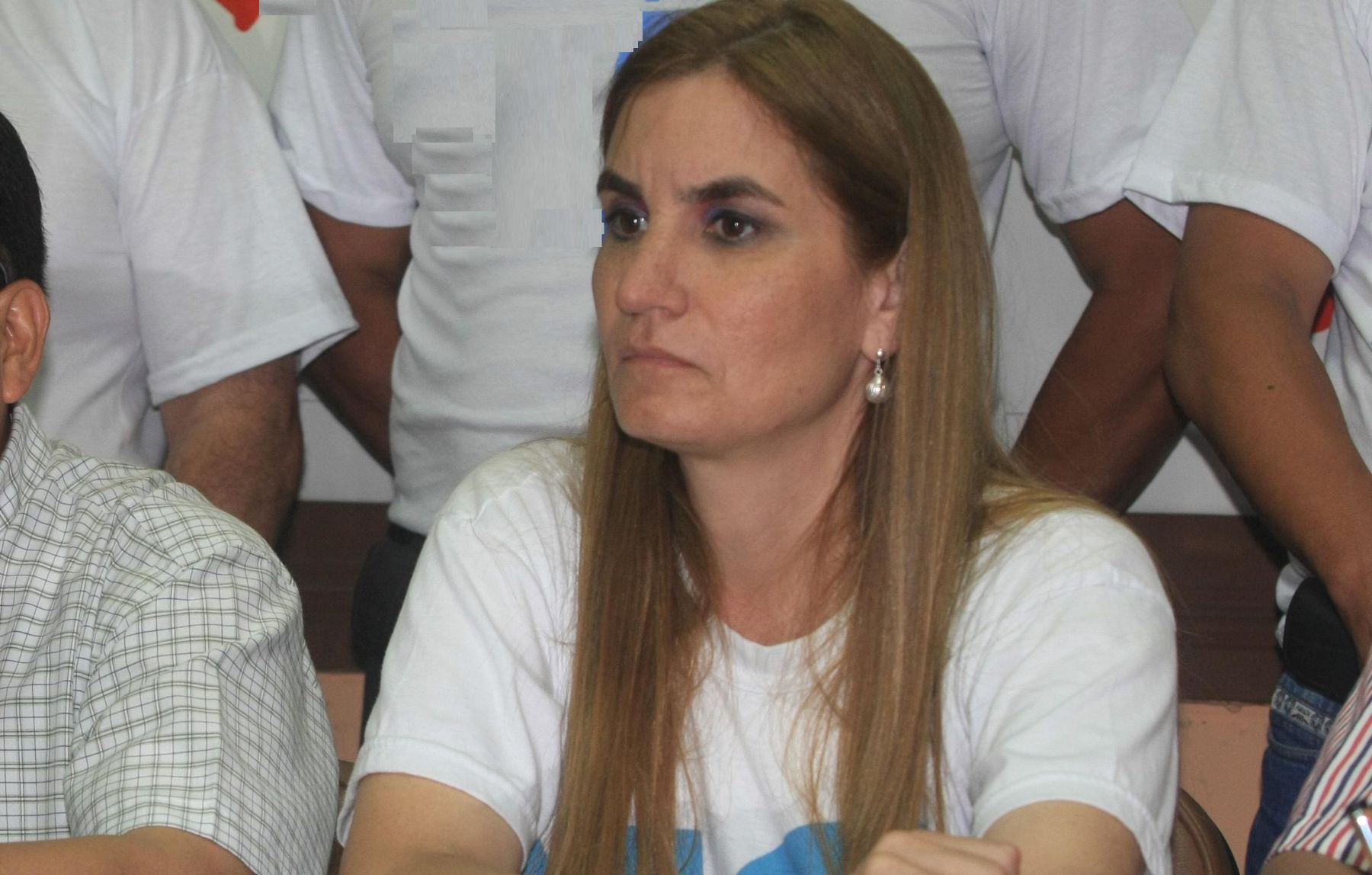 Anel Townsend renuncia a postular al Congreso por el partido de Acuña