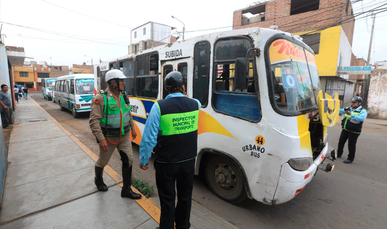 Trujillo: Sancionan e internan cinco micros del Nuevo Cortijo en el depósito municipal