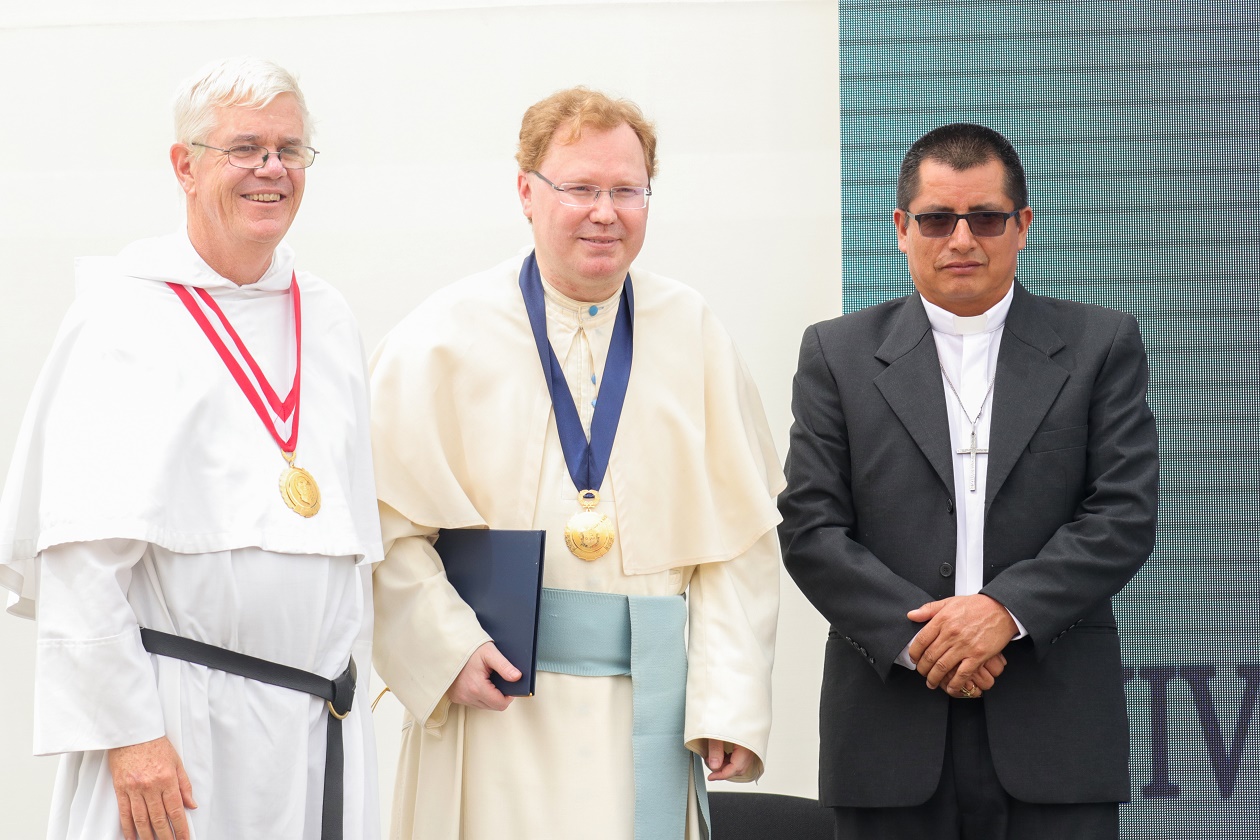 Trujillo: rector de Universidad de Hungría en apertura del año académico 2019 de la UCT