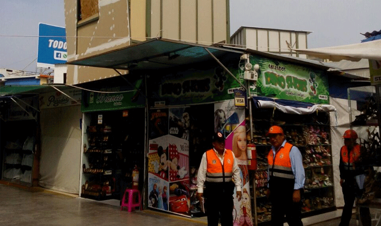 Trujillo: cierran por cuarta vez centro comercial Apiat