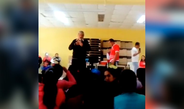 Pataz: director de colegio usó instalaciones para que candidatos de APP expongan propuestas