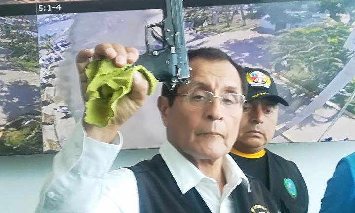 Huanchaco: arma olvidada cerca a estrado de misa papal era de un policía