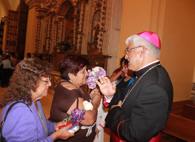 Mensaje del Arzobispo de Trujillo por el Día de la Madre