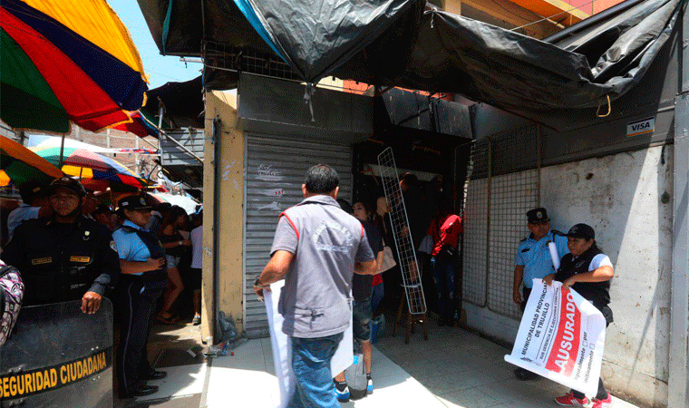 Trujillo: Cierran locales comerciales por reabrir sin autorización